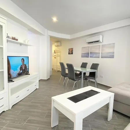 Fuer 4 Personen Ca 70 Qm In Nerja, Andalusien Costa Del Sol Daire *